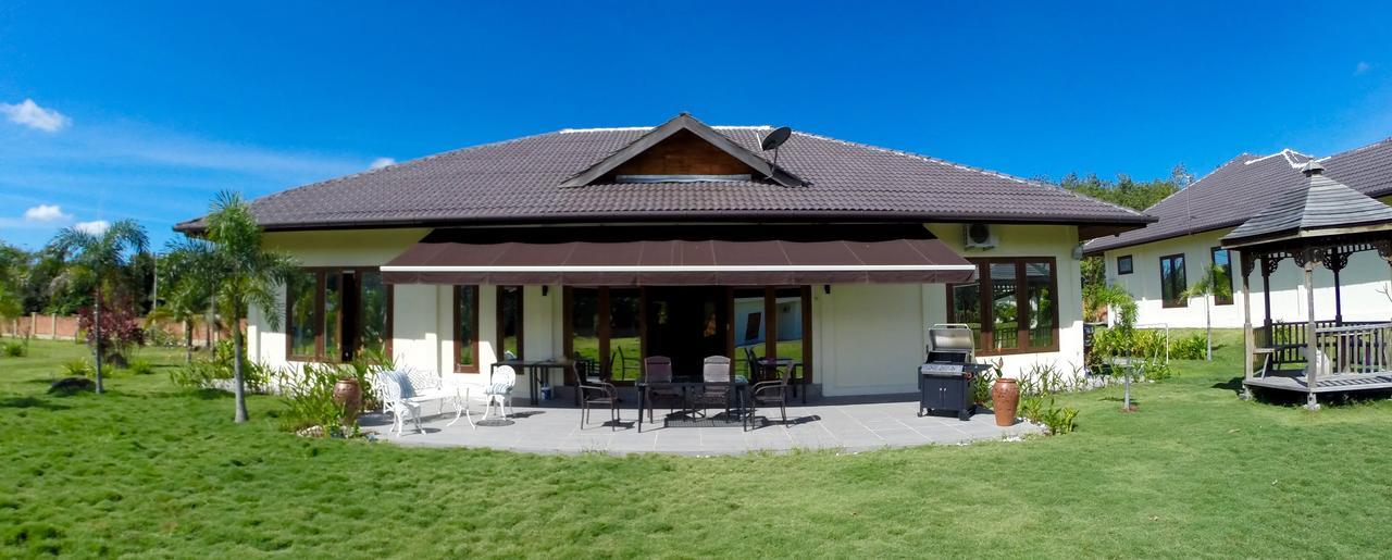 The Chabang Langkawi Villa ภายนอก รูปภาพ